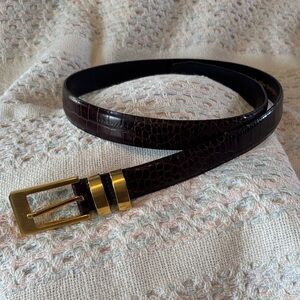 Sandy Duftler Designs classic style brown leather belt w/ gold buckle #2485 Sz M